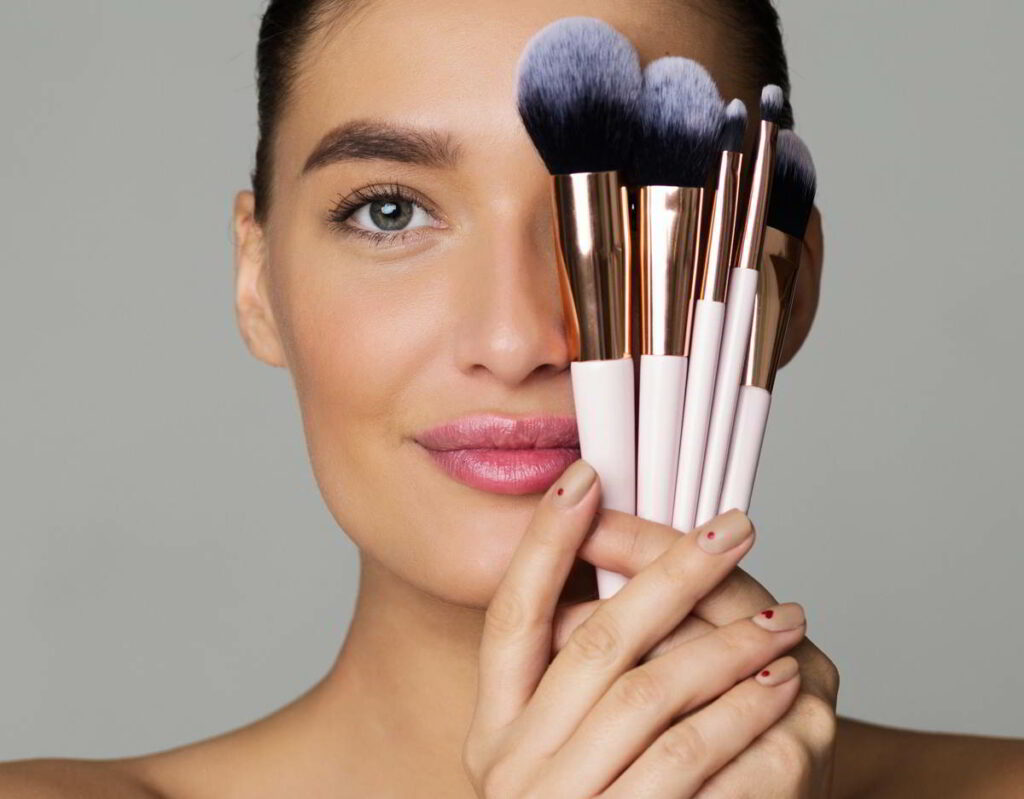 Salud ocular en el maquillaje. Instituto Oftalmológico Recoletas