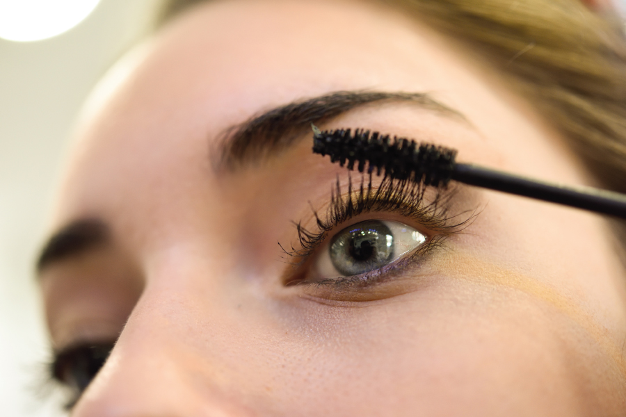 Dermatitis por maquillaje y otros cosméticos